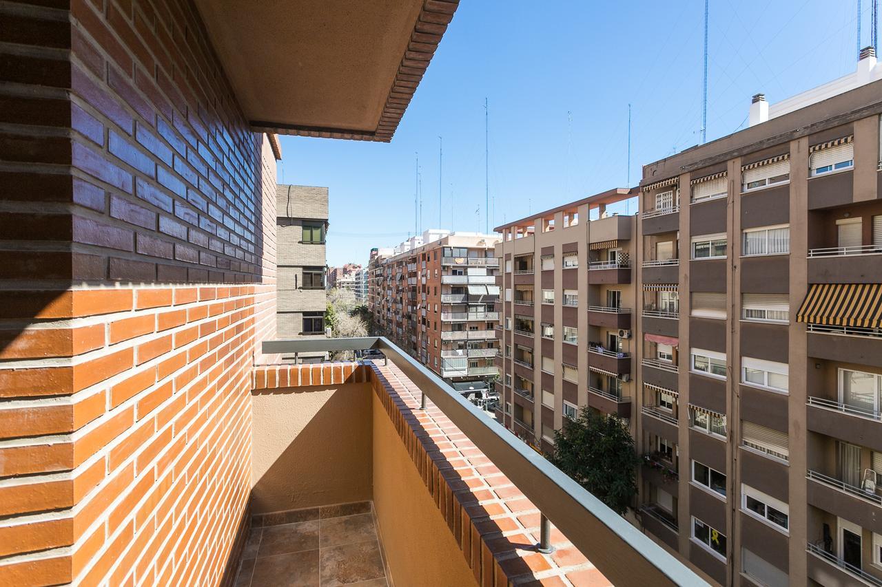 Apartup Mestalla Home Валенсия Экстерьер фото