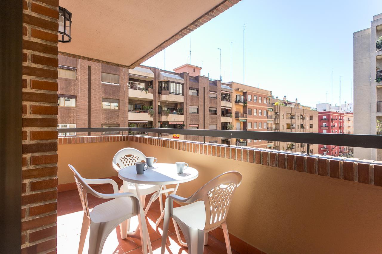 Apartup Mestalla Home Валенсия Экстерьер фото